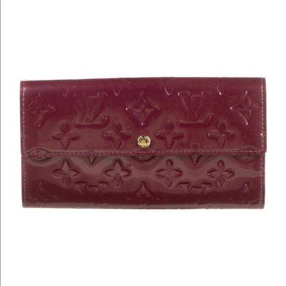 Louis Vuitton Handbags - Louis Vuitton Monogram Vernis Leather Sarah Wallet